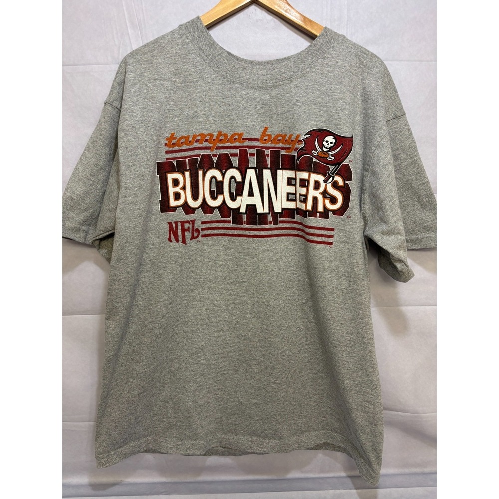 Tampa Bay Buccaneers Majestic Mens NFL T-Shirt Heather Gray Graphic Logo‎ Large